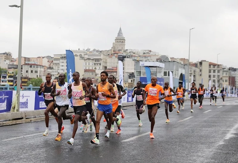 İSTANBUL’DA YARI MARATON RÜZGÂRI ESECEK